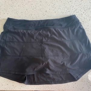 Lululemon Size 12 Tall Pace Rival Skirt